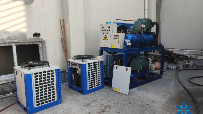 风冷式与水冷式冷水机组：性能差异与适用场景解析